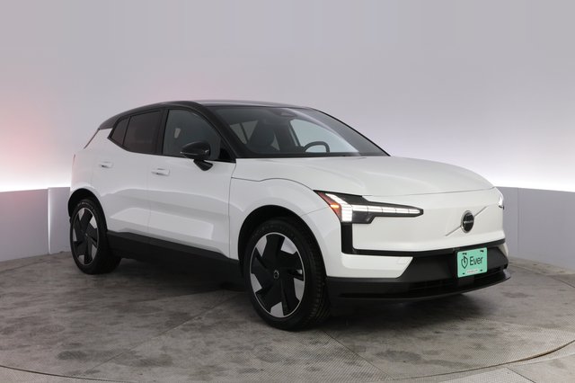 2025 Volvo EX30 — photo 10 of 21