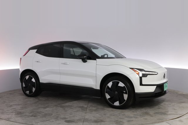 2025 Volvo EX30 — photo 11 of 21