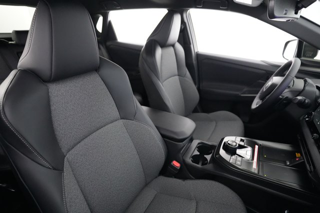 2026 Toyota bZ — photo 18 of 20