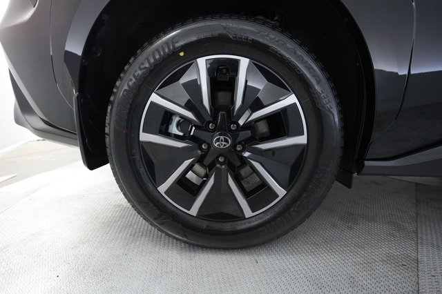 2026 Toyota bZ — photo 17 of 20