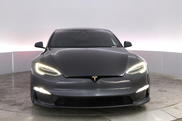2022 Tesla Model S — photo 9 of 24