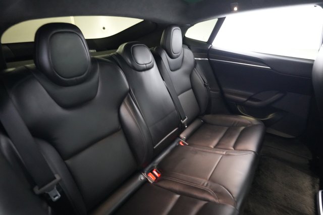 2022 Tesla Model S — photo 4 of 24