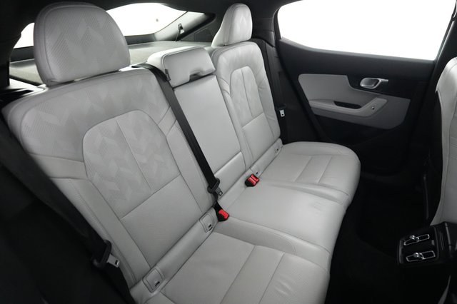 2023 Polestar 2 — photo 4 of 21