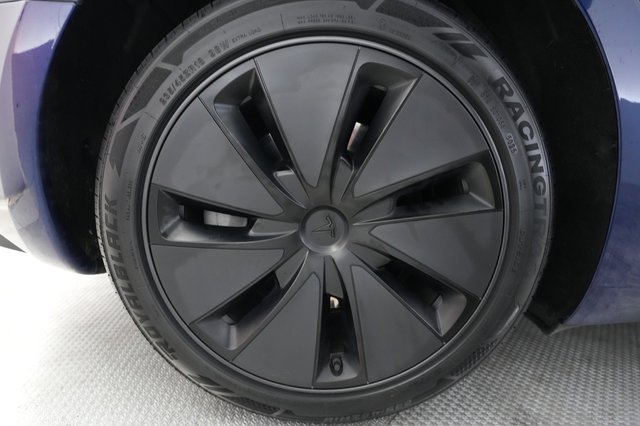 2024 Tesla Model 3 — photo 17 of 22