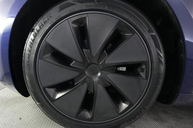 2024 Tesla Model 3 — photo 15 of 22
