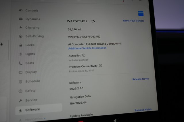 2024 Tesla Model 3 — photo 5 of 22