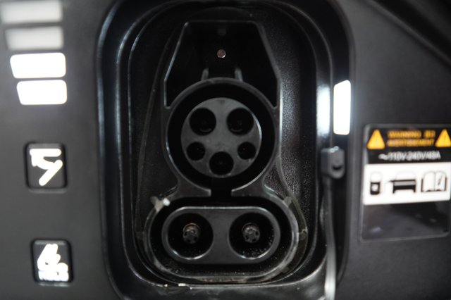 2024 Kia EV6 — photo 8 of 23