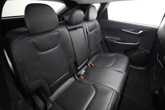 2024 Kia EV6 — photo 4 of 23