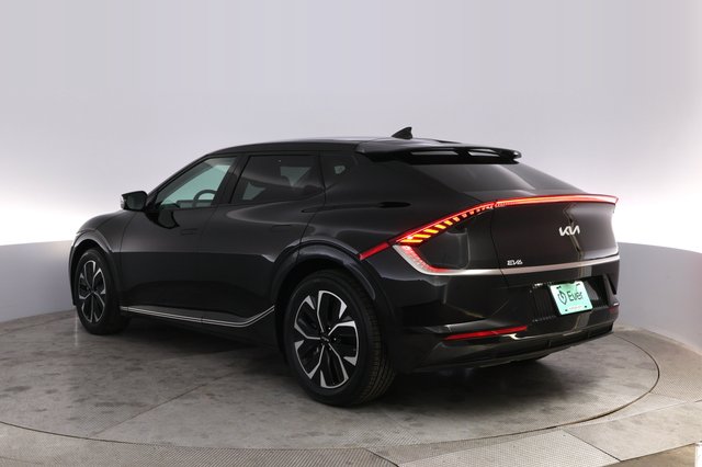 2024 Kia EV6 — photo 13 of 23