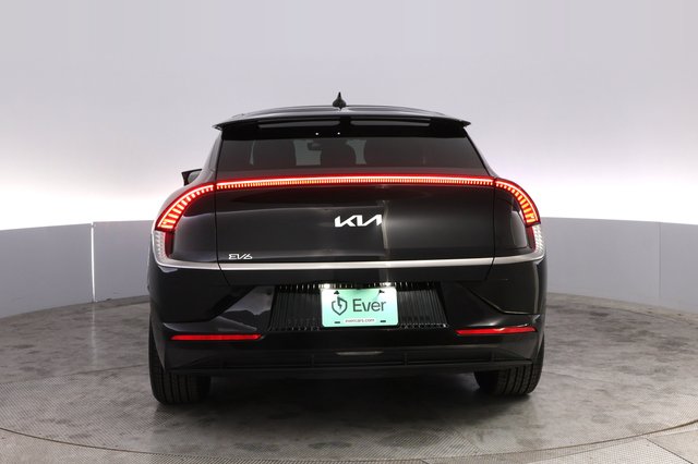 2024 Kia EV6 — photo 12 of 23