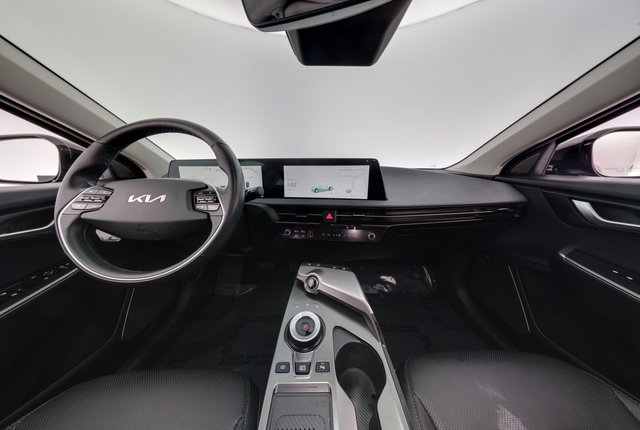2024 Kia EV6 — photo 20 of 23