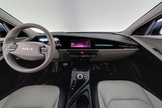 2023 Kia Niro EV — photo 21 of 24