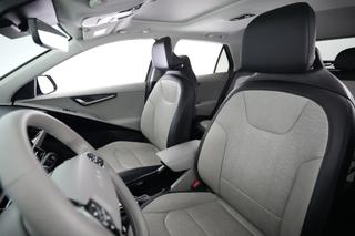 2023 Kia Niro EV — photo 3 of 24