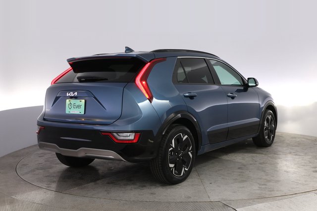 2023 Kia Niro EV — photo 2 of 24