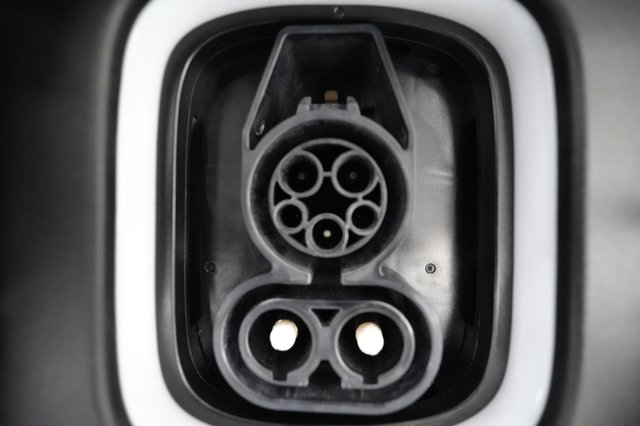 2023 Hyundai Kona Electric — photo 8 of 20