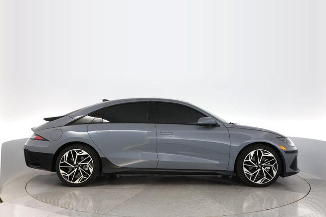 2024 Hyundai IONIQ 6 — photo 10 of 22