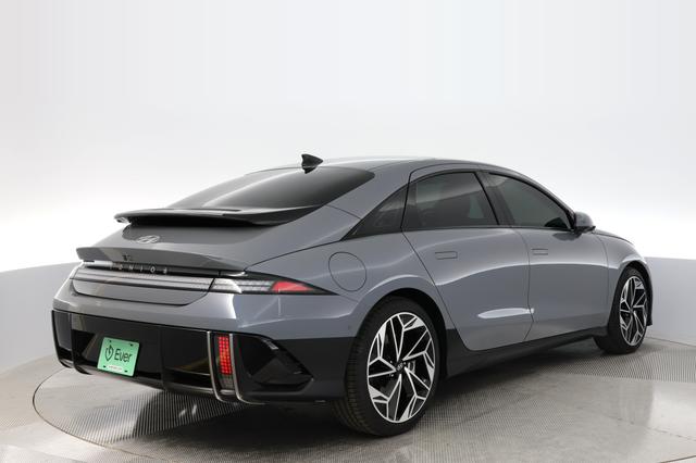 2024 Hyundai IONIQ 6 — photo 2 of 22