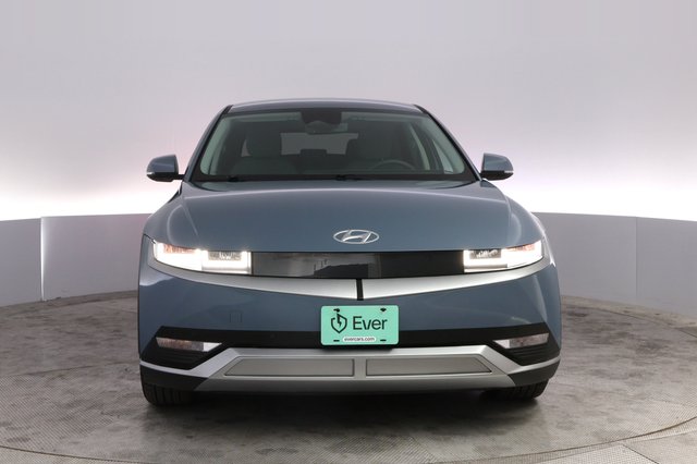2024 Hyundai IONIQ 5 — photo 9 of 21