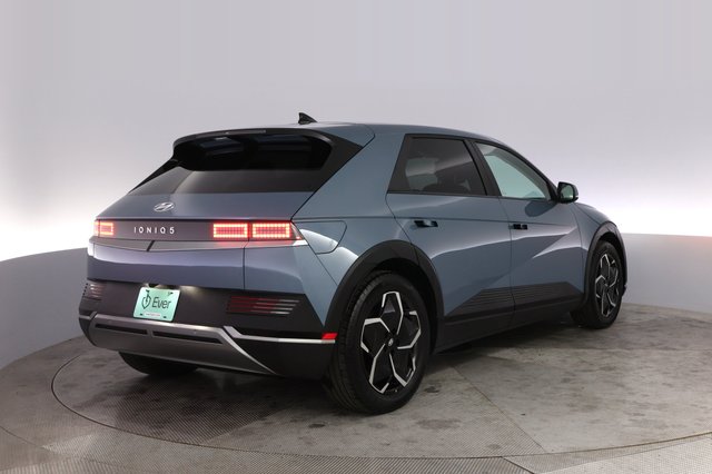 2024 Hyundai IONIQ 5 — photo 2 of 21