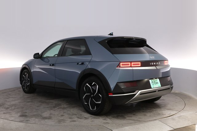 2024 Hyundai IONIQ 5 — photo 13 of 21