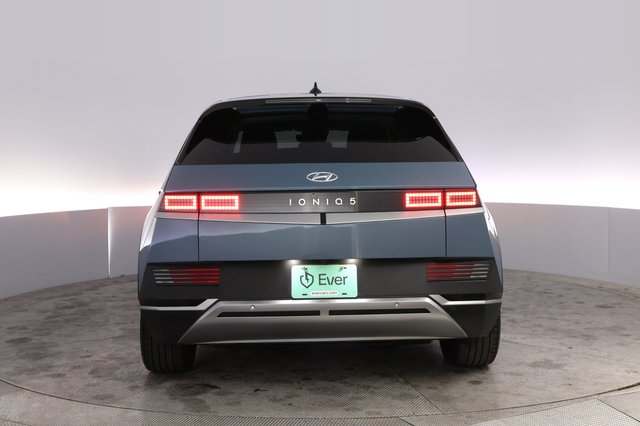 2024 Hyundai IONIQ 5 — photo 12 of 21