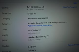 2025 Tesla Model 3 — photo 5 of 21