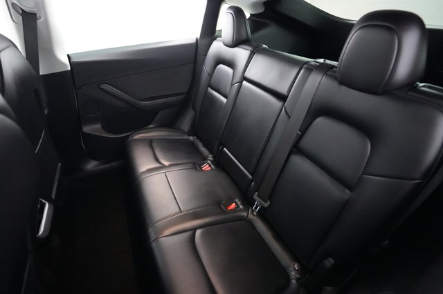 2021 Tesla Model Y — photo 19 of 24