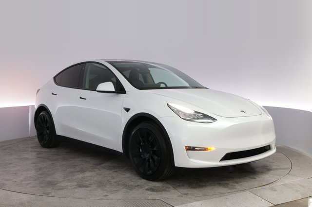 2021 Tesla Model Y — photo 10 of 24