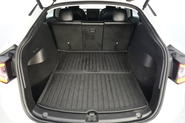2021 Tesla Model Y — photo 6 of 24