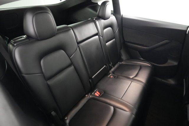 2021 Tesla Model Y — photo 4 of 24