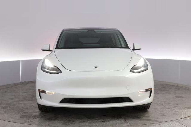 2021 Tesla Model Y — photo 9 of 24