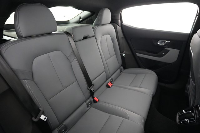 2023 Polestar 2 — photo 4 of 24