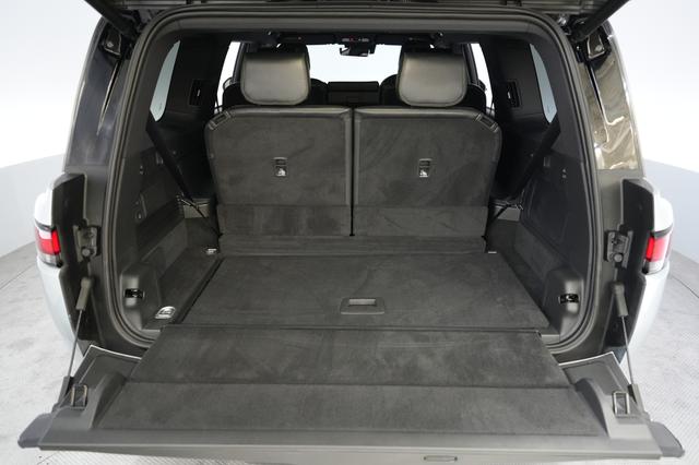 2026 Rivian R1S — photo 6 of 26