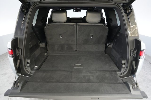 2026 Rivian R1S — photo 6 of 26