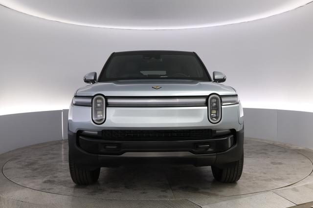 2026 Rivian R1S — photo 9 of 26