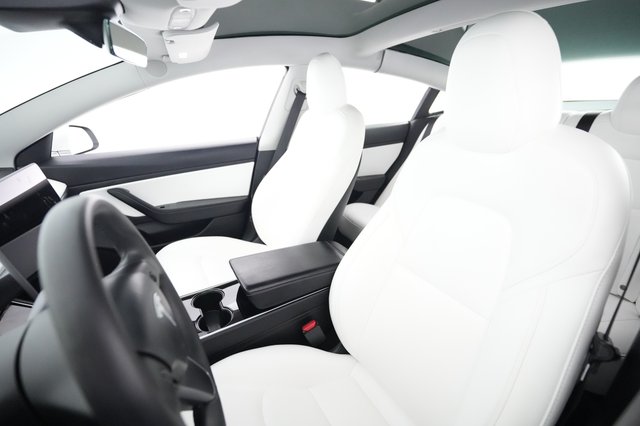 2020 Tesla Model 3 — photo 3 of 26