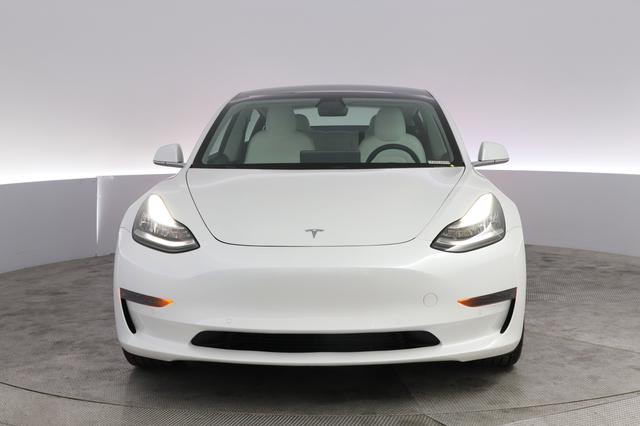 2020 Tesla Model 3 — photo 9 of 26
