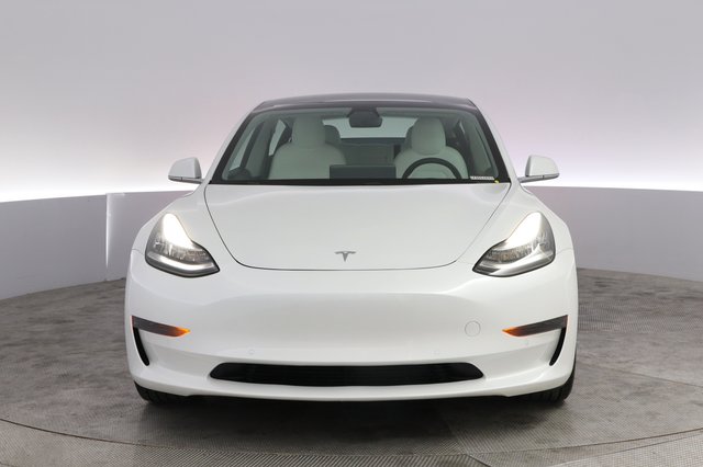 2020 Tesla Model 3 — photo 9 of 26