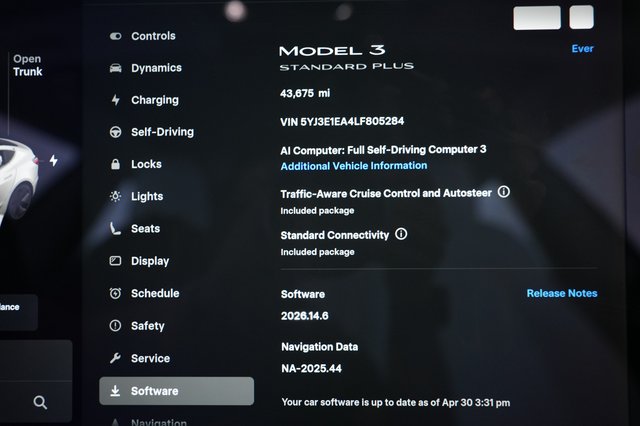 2020 Tesla Model 3 — photo 5 of 26