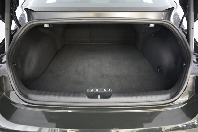 2023 Hyundai IONIQ 6 — photo 6 of 21