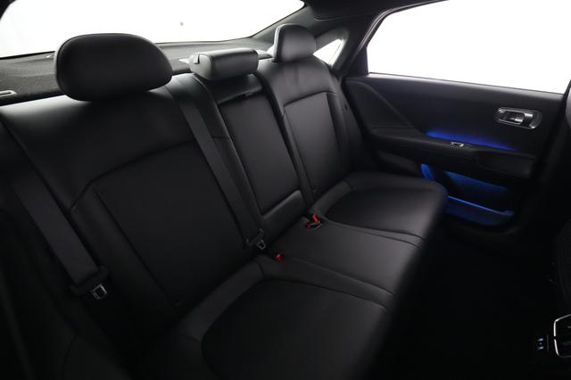 2023 Hyundai IONIQ 6 — photo 4 of 21