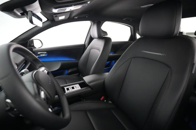 2023 Hyundai IONIQ 6 — photo 3 of 21