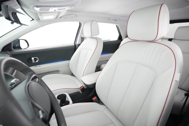 2024 Hyundai IONIQ 5 — photo 3 of 23