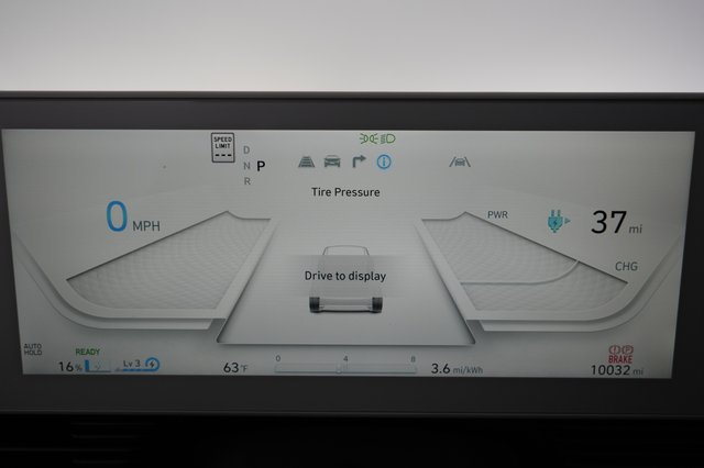 2024 Hyundai IONIQ 5 — photo 5 of 23