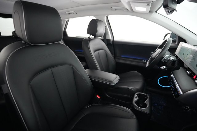 2024 Hyundai IONIQ 5 — photo 18 of 21