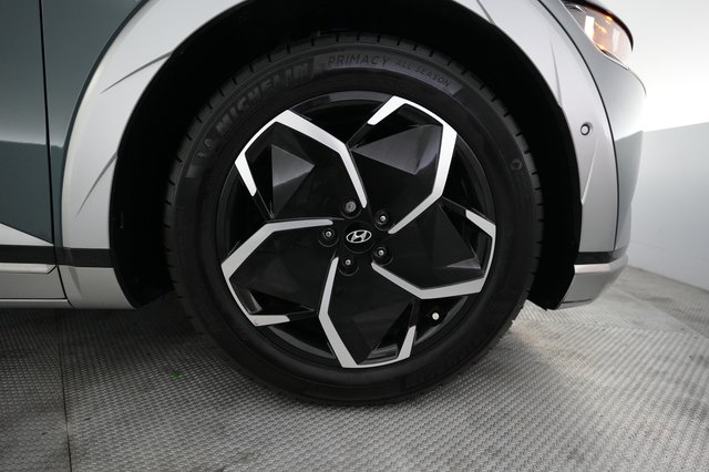 2024 Hyundai IONIQ 5 — photo 16 of 21