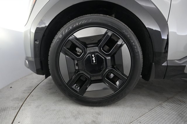 2024 Kia EV9 — photo 15 of 25