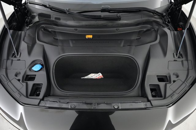 2024 Jaguar I-Pace — photo 23 of 24