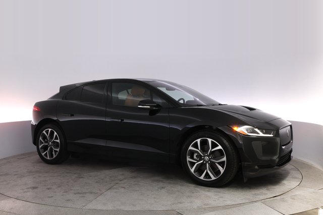2024 Jaguar I-Pace — photo 11 of 24