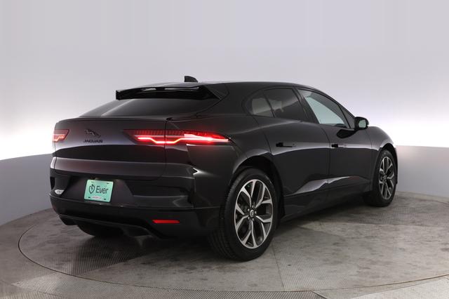2024 Jaguar I-Pace — photo 2 of 24